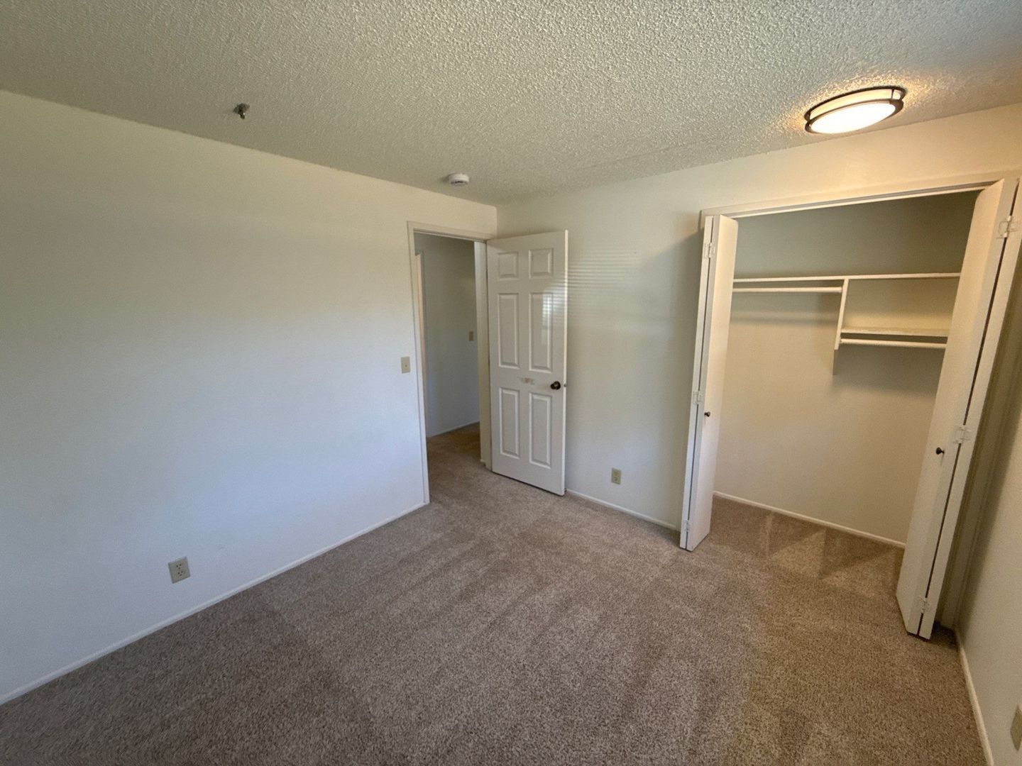 NW Salem 3 Bed 2 Bath, Single Family Home, AVAILABLE NOW! property image