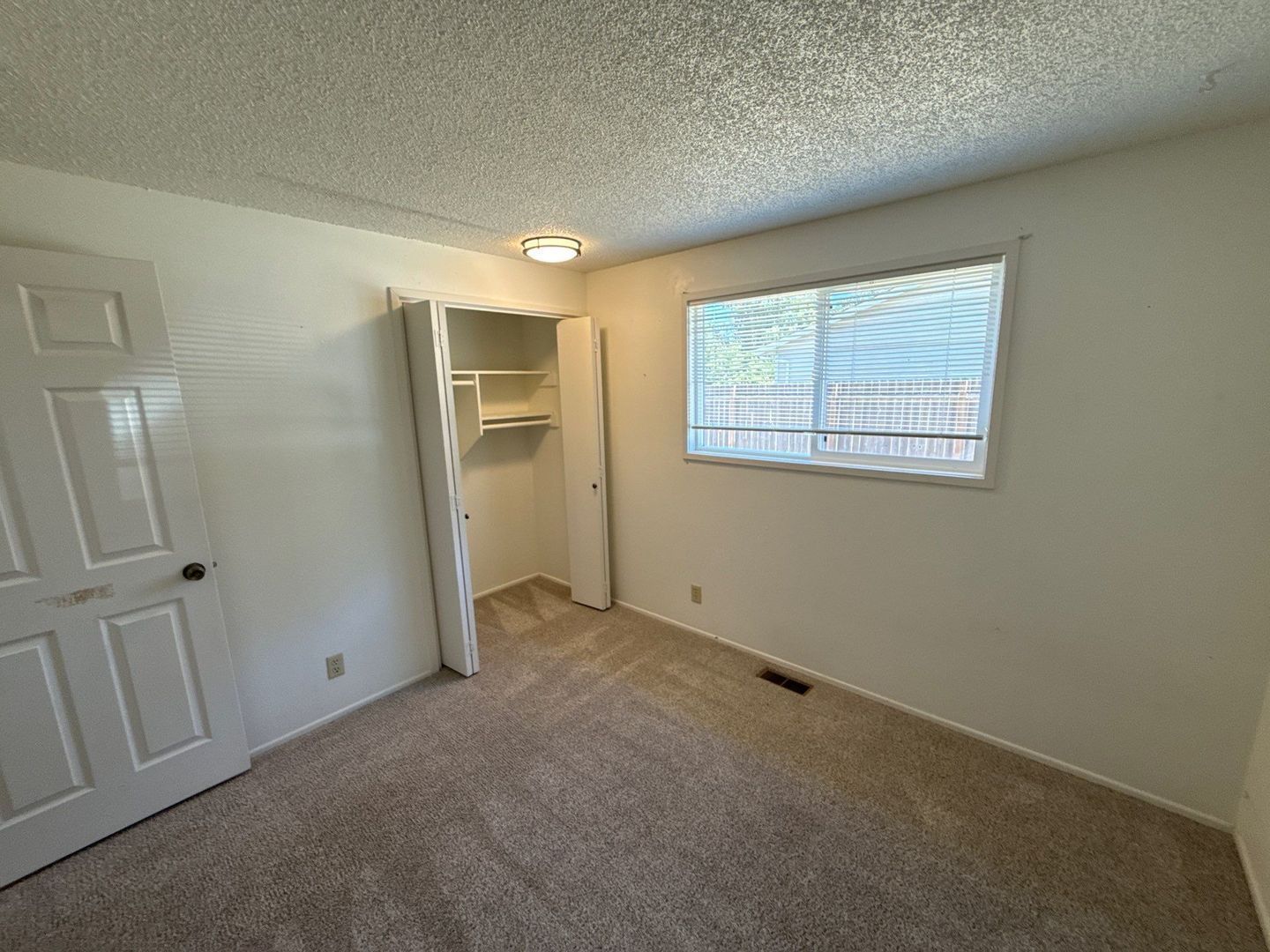 NW Salem 3 Bed 2 Bath, Single Family Home, AVAILABLE NOW! property image
