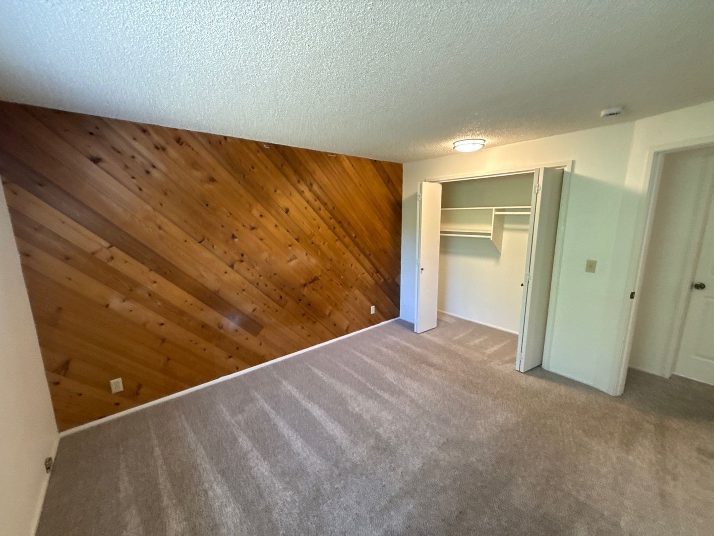 NW Salem 3 Bed 2 Bath, Single Family Home, AVAILABLE NOW! property image