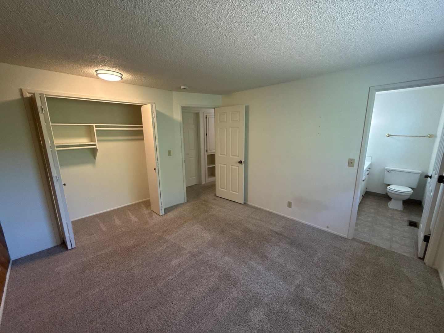 NW Salem 3 Bed 2 Bath, Single Family Home, AVAILABLE NOW! property image