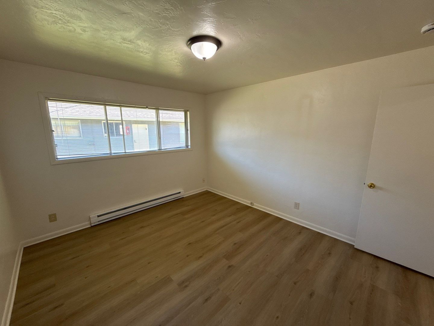 $945 First 3 Months, NE Salem 1 Bed, 1 Bath, Apartment | AVAILABLE NOW! property image