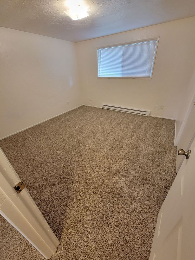 NE Salem, 2 Bed, 1 Bath, 1st Floor Apartment, AVAILABLE NOW! property image