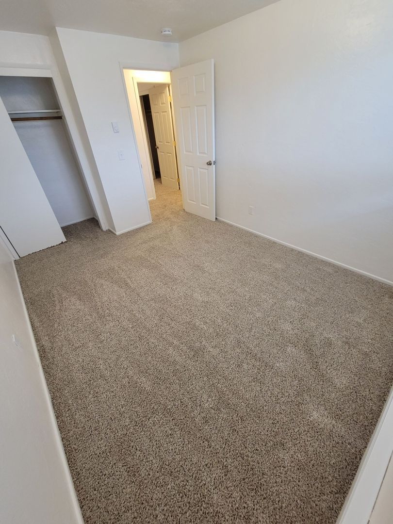 NE Salem, 2 Bed, 1 Bath, 1st Floor Apartment, AVAILABLE NOW! property image