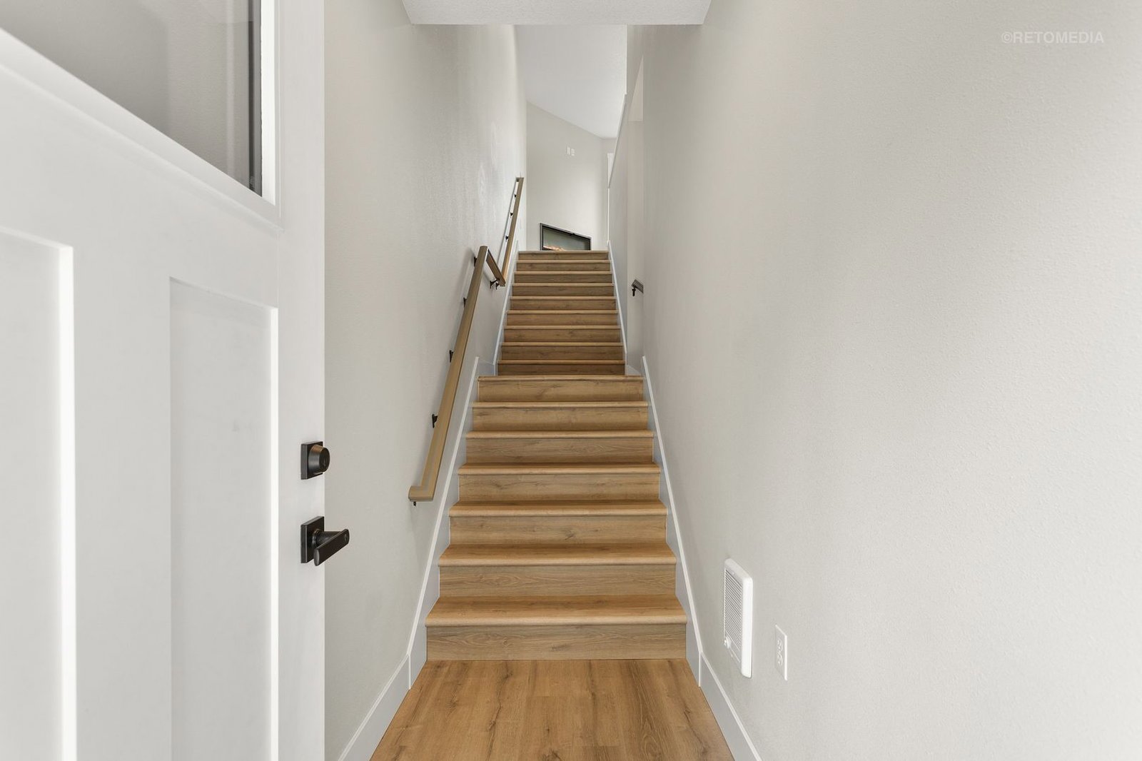 Keizer 3 Bed, 2.5 Bath, Town-Home, AVAILABLE NOW! property image