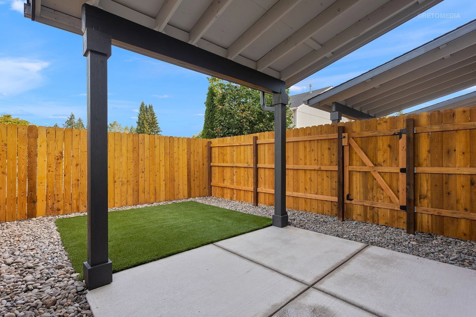 Keizer 3 Bed, 2.5 Bath, Town-Home, AVAILABLE NOW! property image