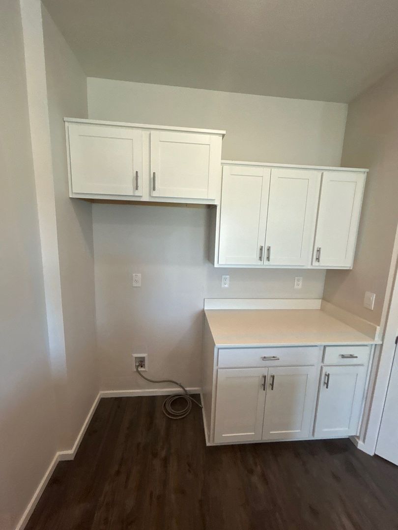 NE. Salem 4 Bed + Bonus Room, 2.5 Bath Single Family Home, AVAILABLE NOW! property image