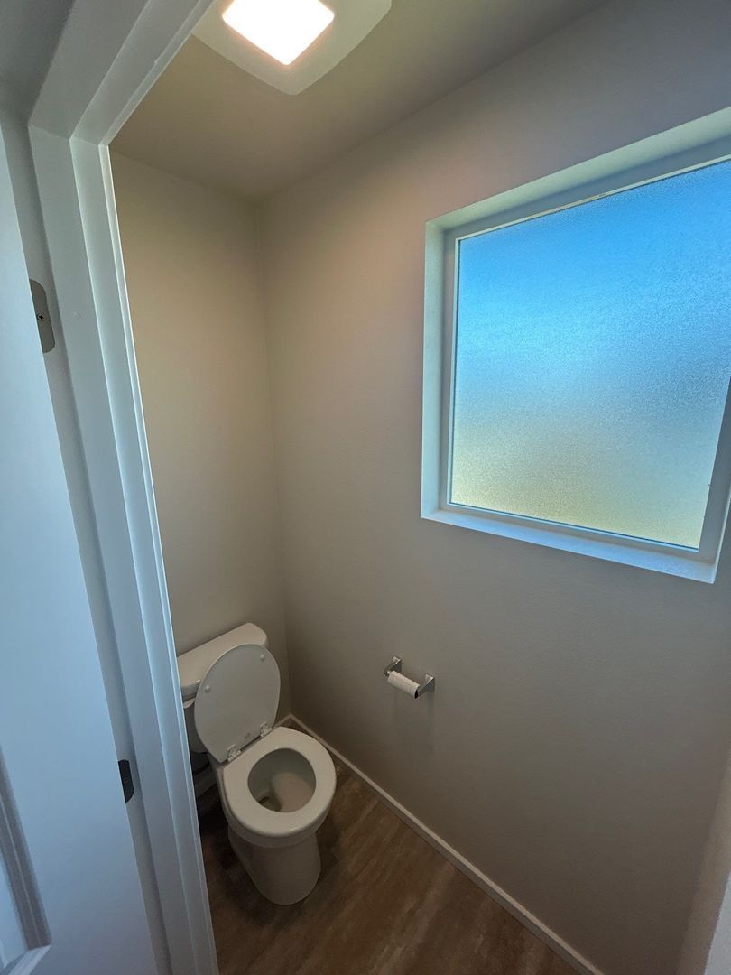 NE. Salem 4 Bed + Bonus Room, 2.5 Bath Single Family Home, AVAILABLE NOW! property image