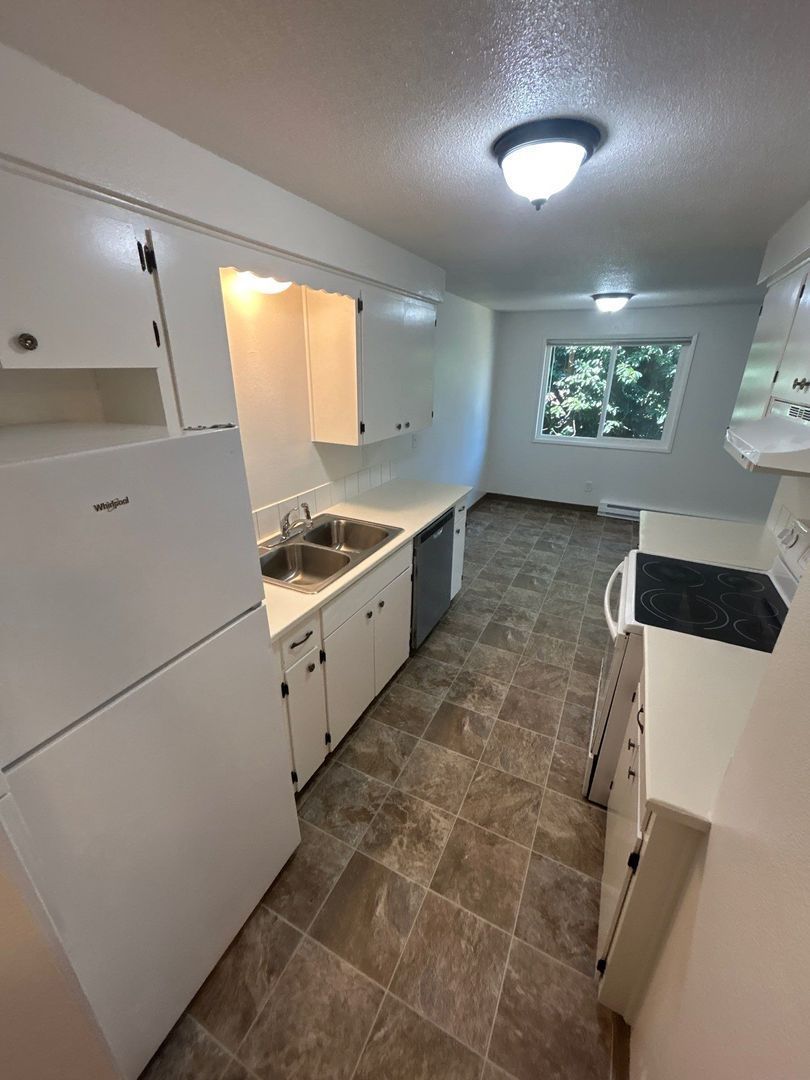NE Salem, 2 Bed, 1 Bath, 1st Floor Apartment, AVAILABLE NOW! property image