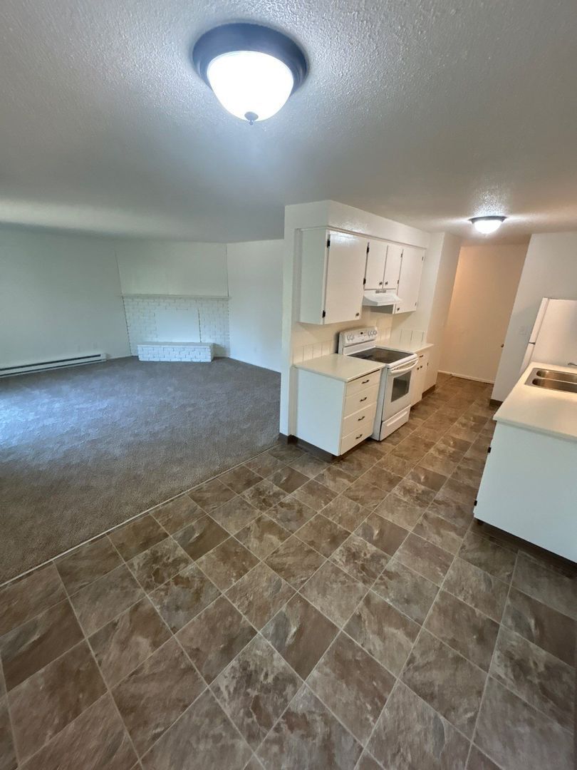 NE Salem, 2 Bed, 1 Bath, 1st Floor Apartment, AVAILABLE NOW! property image