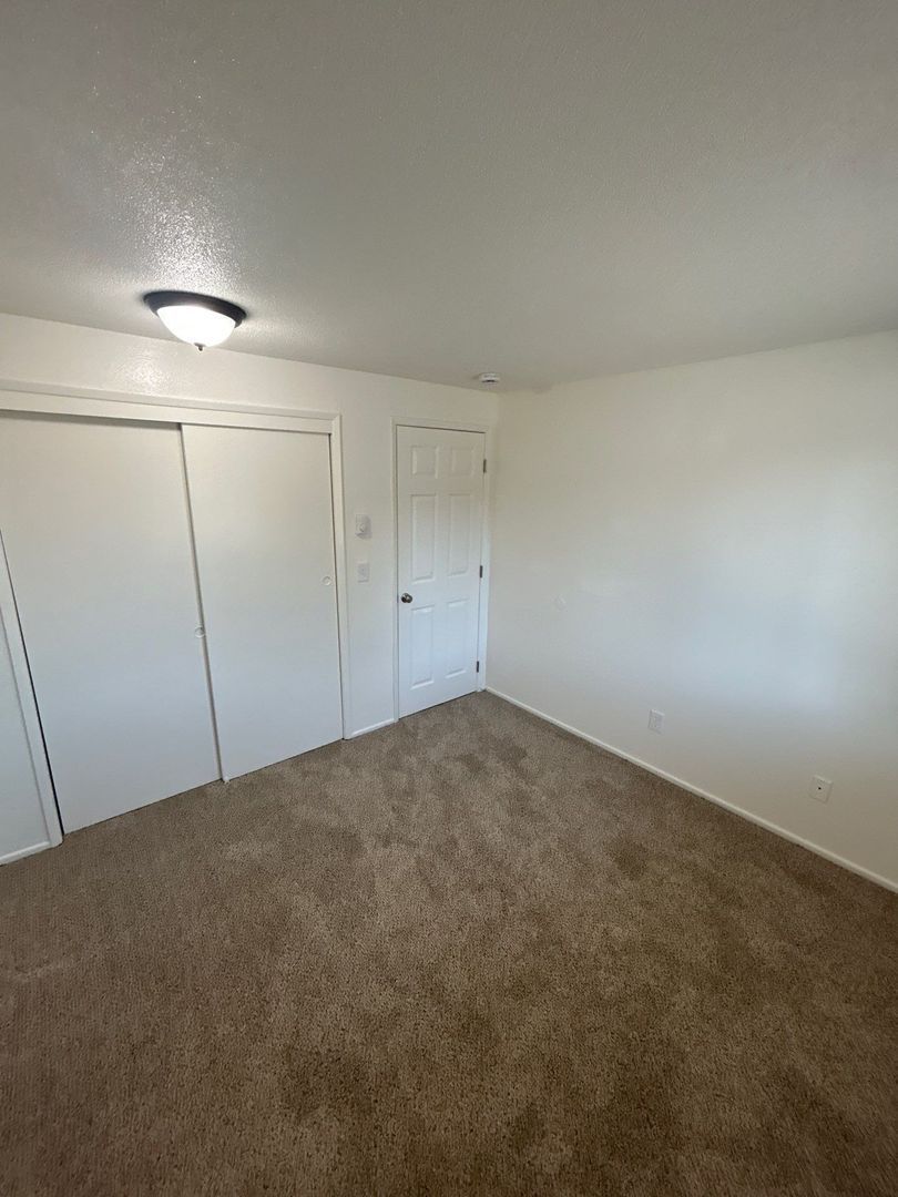 NE Salem, 2 Bed, 1 Bath, 1st Floor Apartment, AVAILABLE NOW! property image
