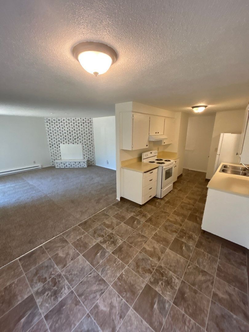 NE Salem, 2 Bed, 1 Bath, 1st Floor Apartment, AVAILABLE NOW! property image