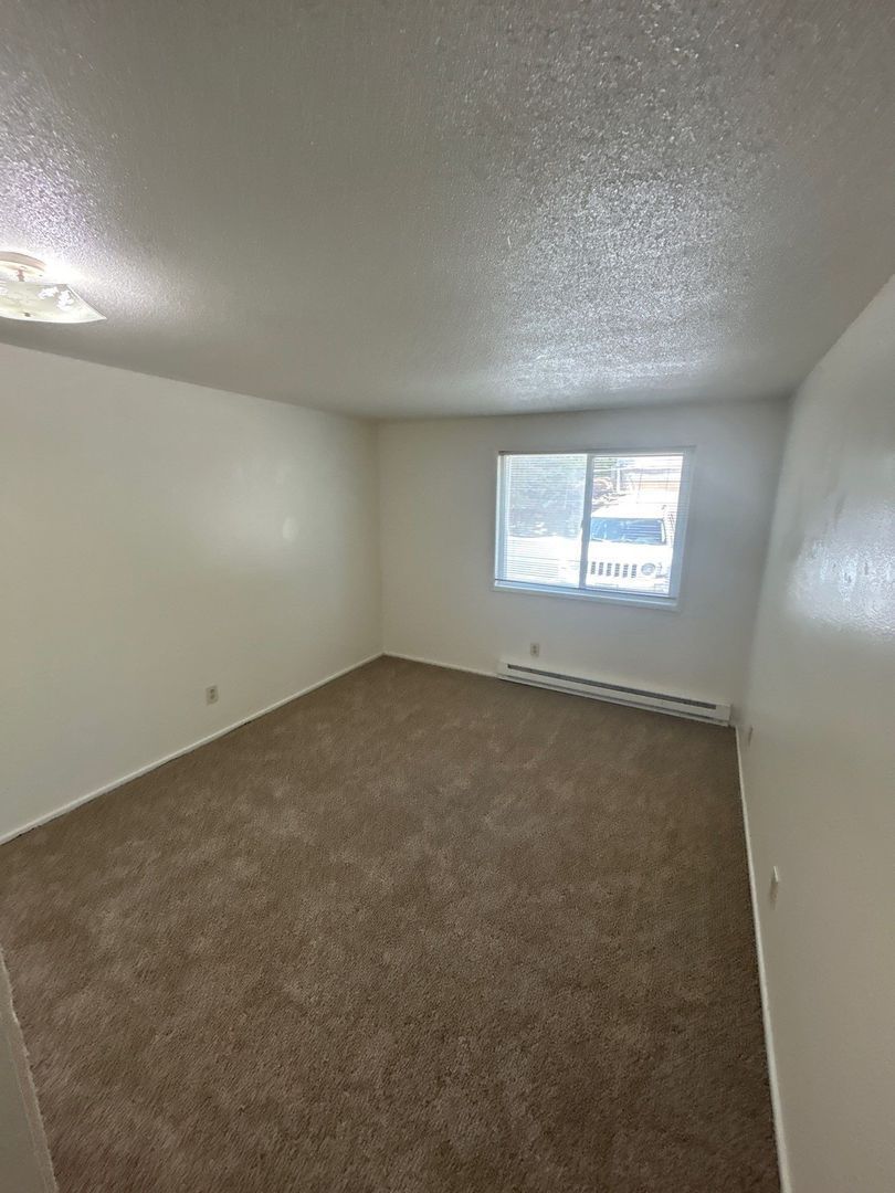 NE Salem, 2 Bed, 1 Bath, 1st Floor Apartment, AVAILABLE NOW! property image