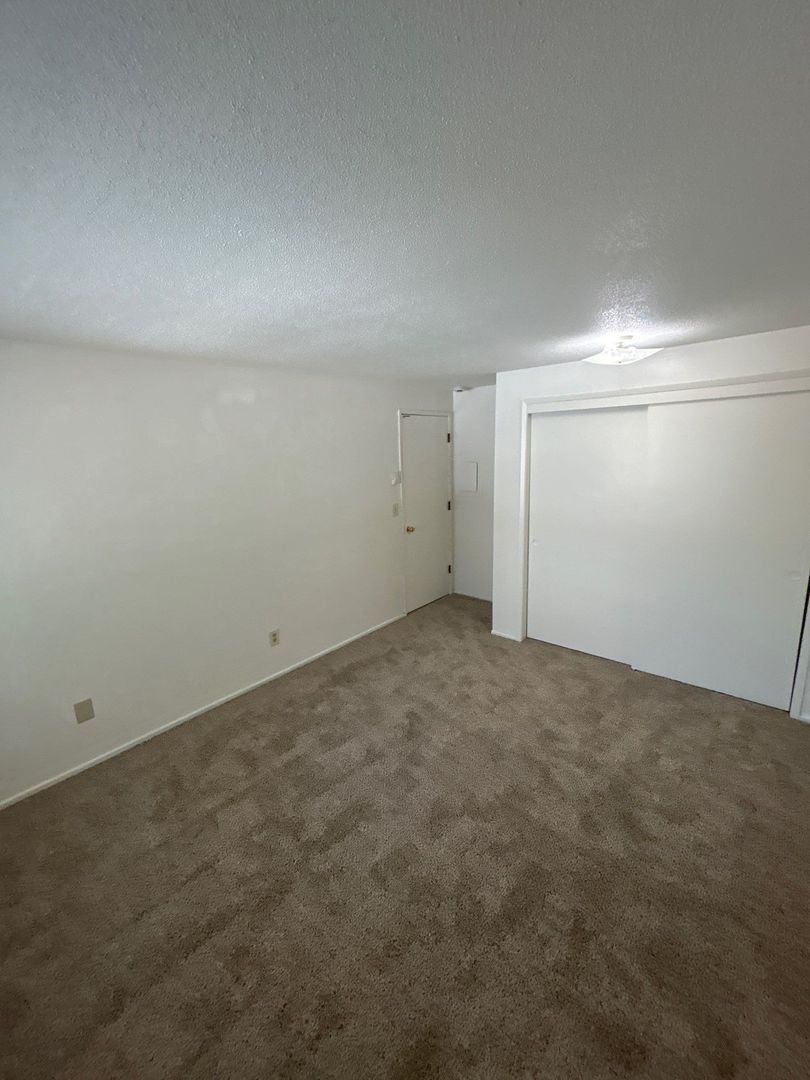 NE Salem, 2 Bed, 1 Bath, 1st Floor Apartment, AVAILABLE NOW! property image