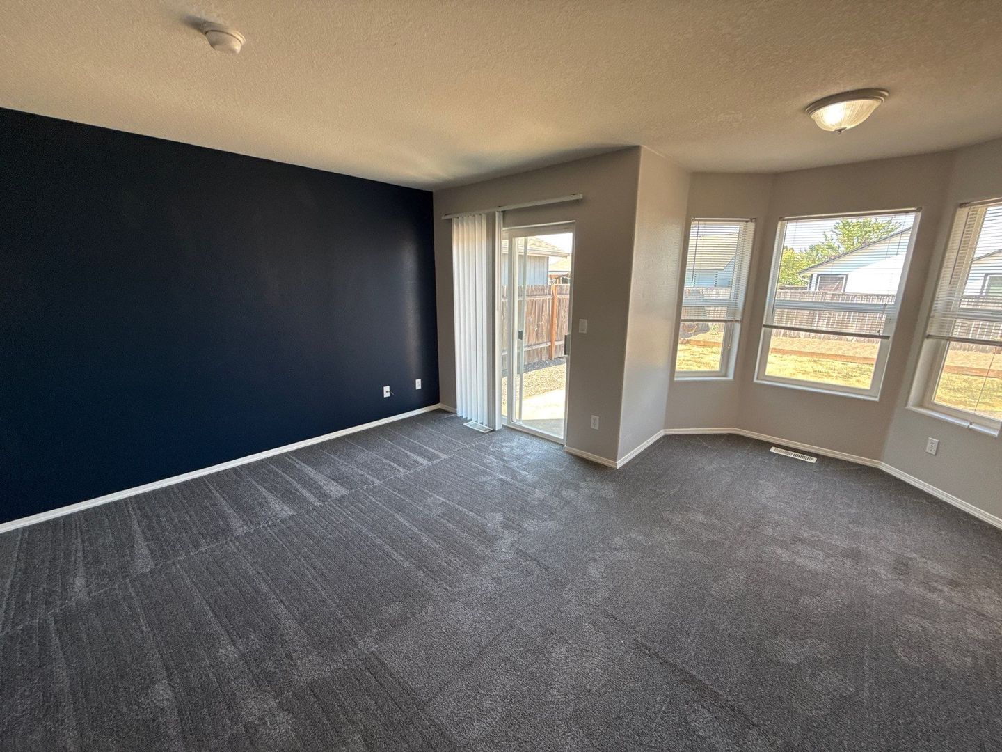 Albany 3 Bed + Bonus Room, 2.5 Bath, Single Family Home, AVAILABLE NOW! property image