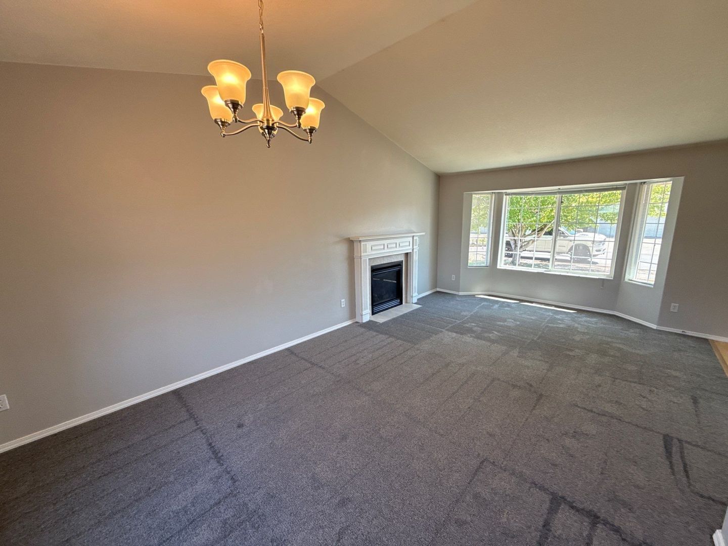 Albany 3 Bed + Bonus Room, 2.5 Bath, Single Family Home, AVAILABLE NOW! property image