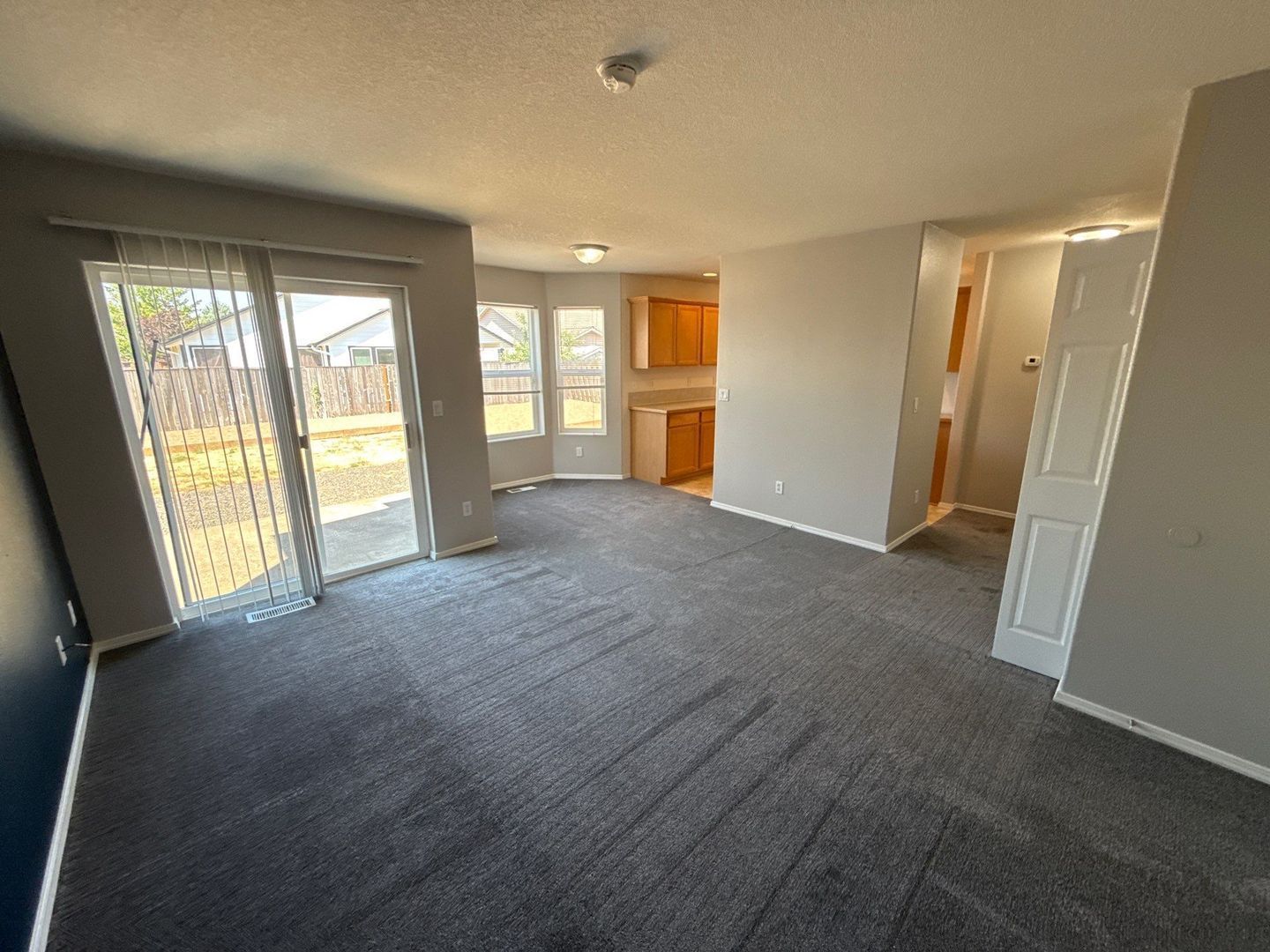 Albany 3 Bed + Bonus Room, 2.5 Bath, Single Family Home, AVAILABLE NOW! property image