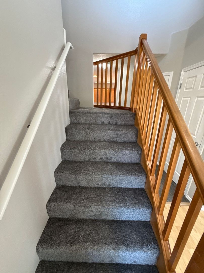 Albany 3 Bed + Bonus Room, 2.5 Bath, Single Family Home, AVAILABLE NOW! property image