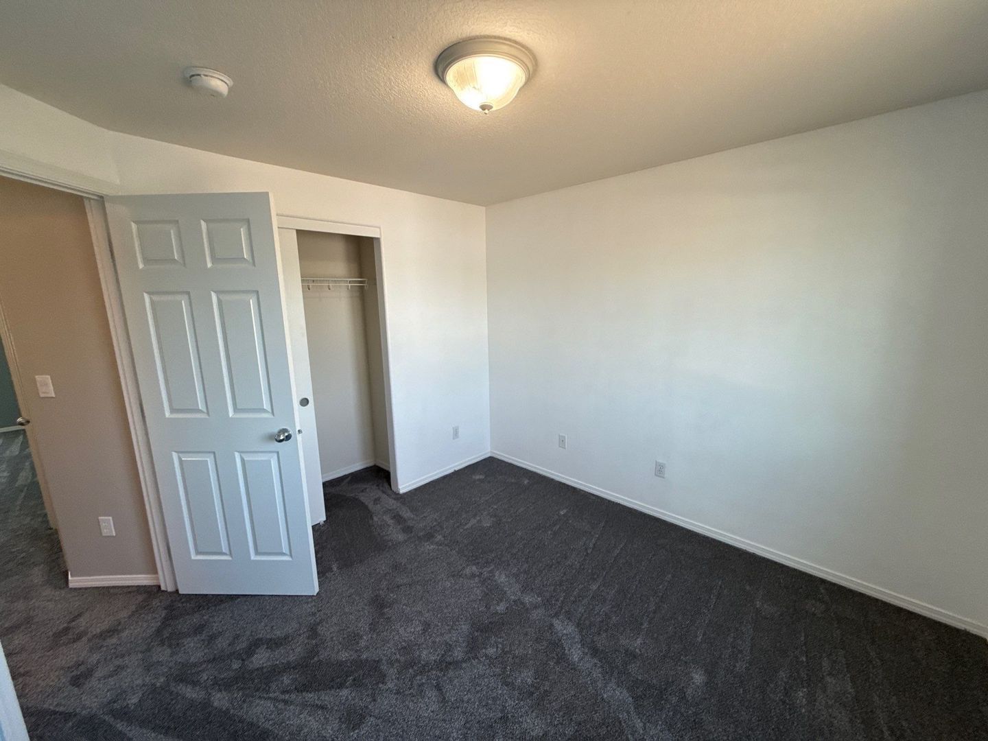 Albany 3 Bed + Bonus Room, 2.5 Bath, Single Family Home, AVAILABLE NOW! property image