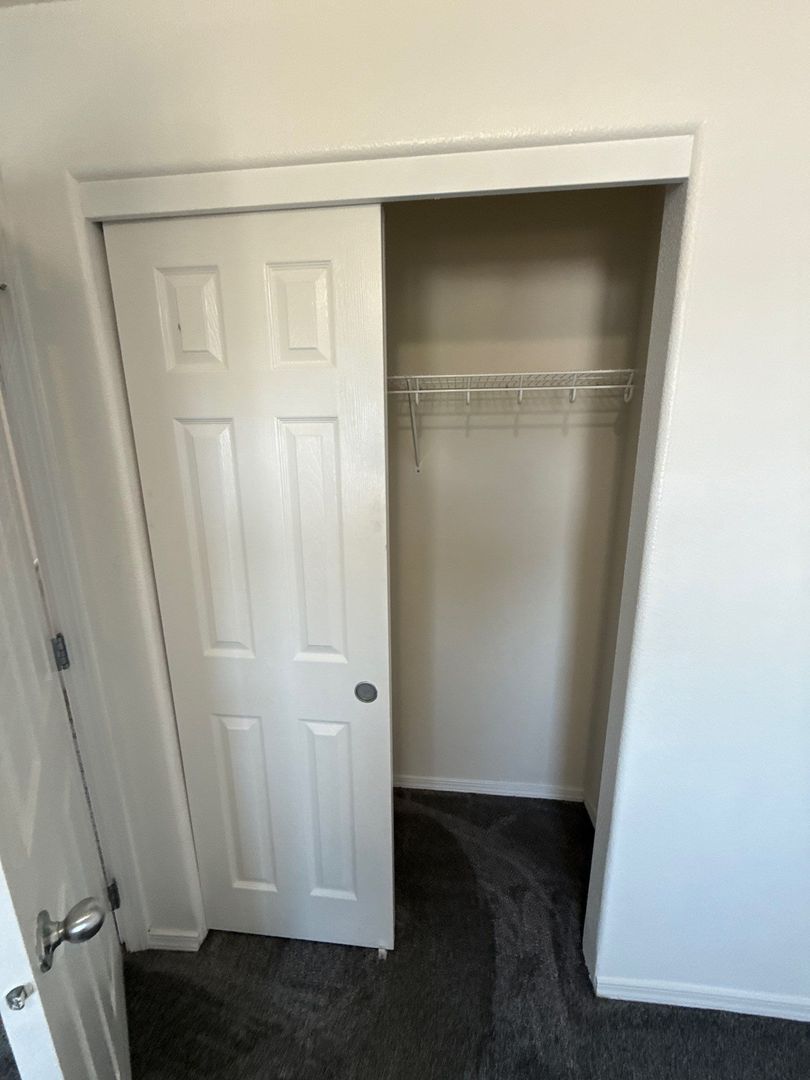 Albany 3 Bed + Bonus Room, 2.5 Bath, Single Family Home, AVAILABLE NOW! property image
