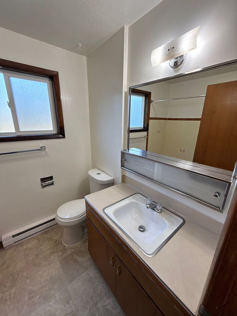 $1095 First 3 Months, NE Salem, 2 Bed, 1 Bath, 1st Floor Apartment, AVAILABLE NOW! property image