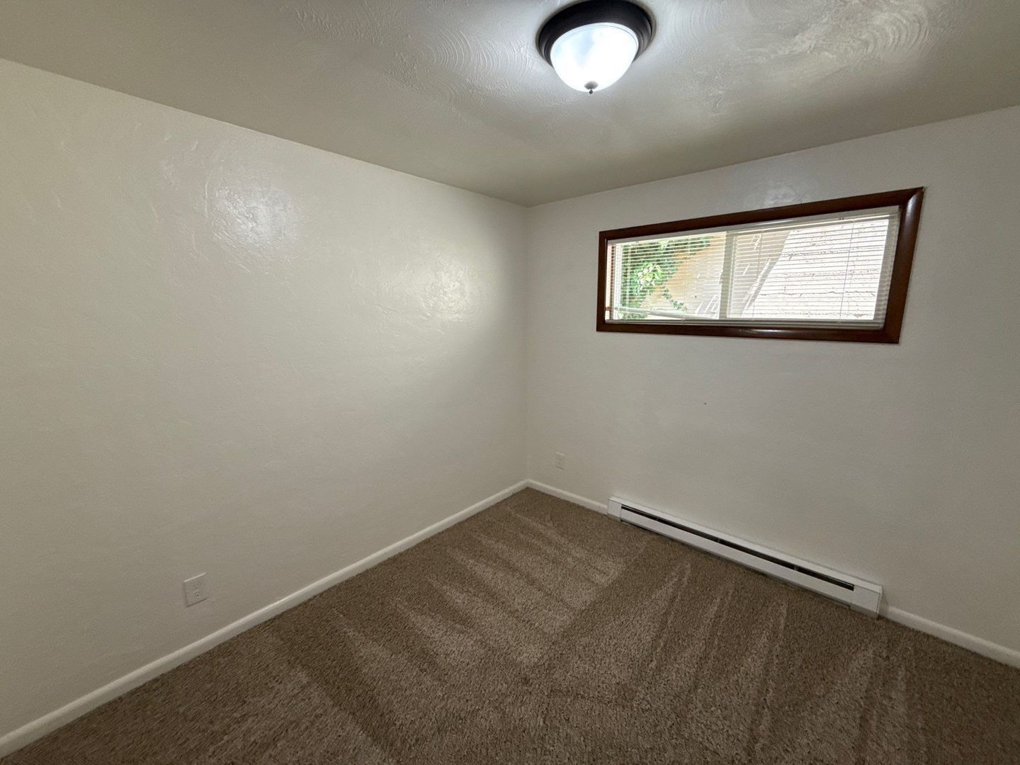 $1095 First 3 Months, NE Salem, 2 Bed, 1 Bath, 1st Floor Apartment, AVAILABLE NOW! property image