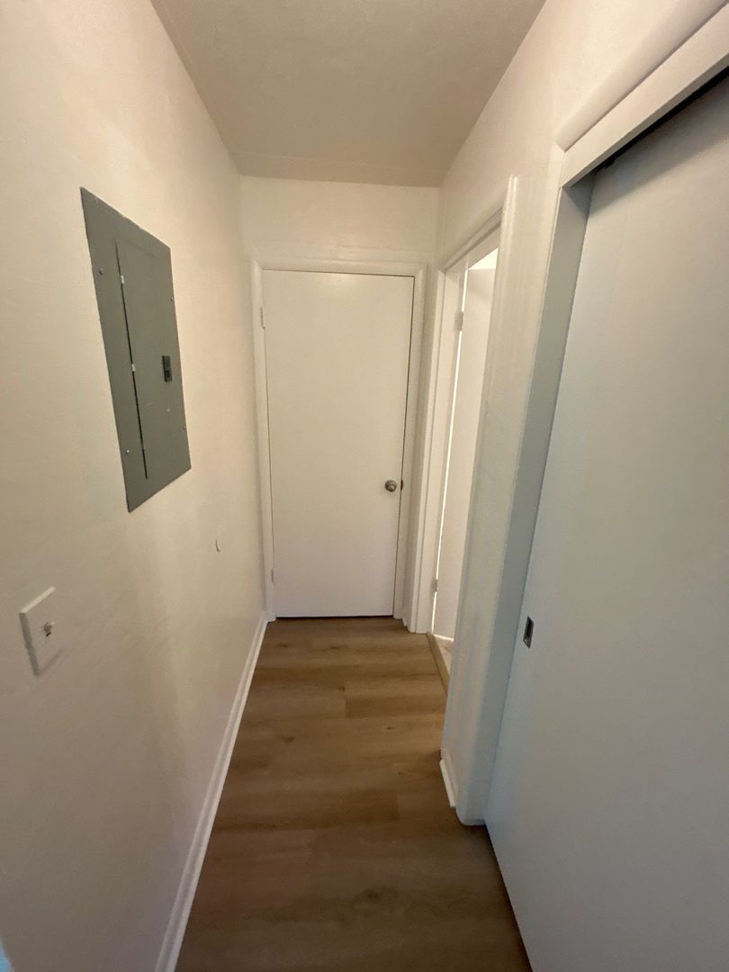 Spacious NE Salem 1 Bed, 1 Bath, Apartment, AVAILABLE NOW! property image