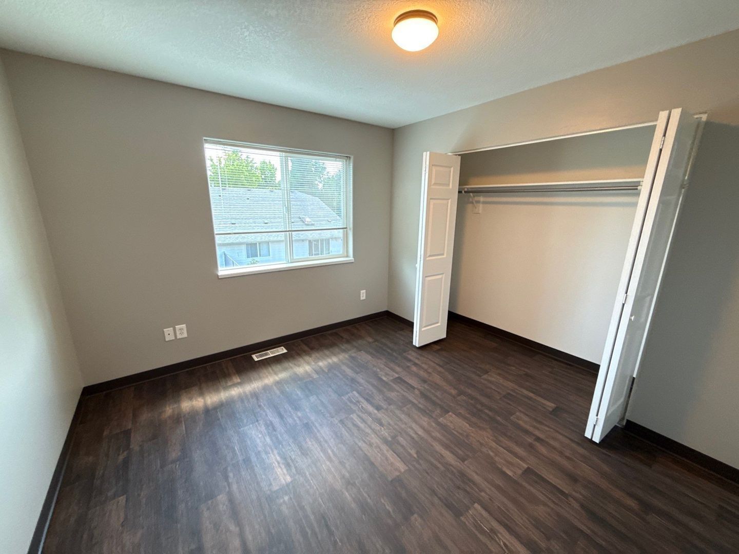 NE Salem, 3 Bed, 1.5 Bath, 2 Story Duplex | AVAILABLE NOW! property image