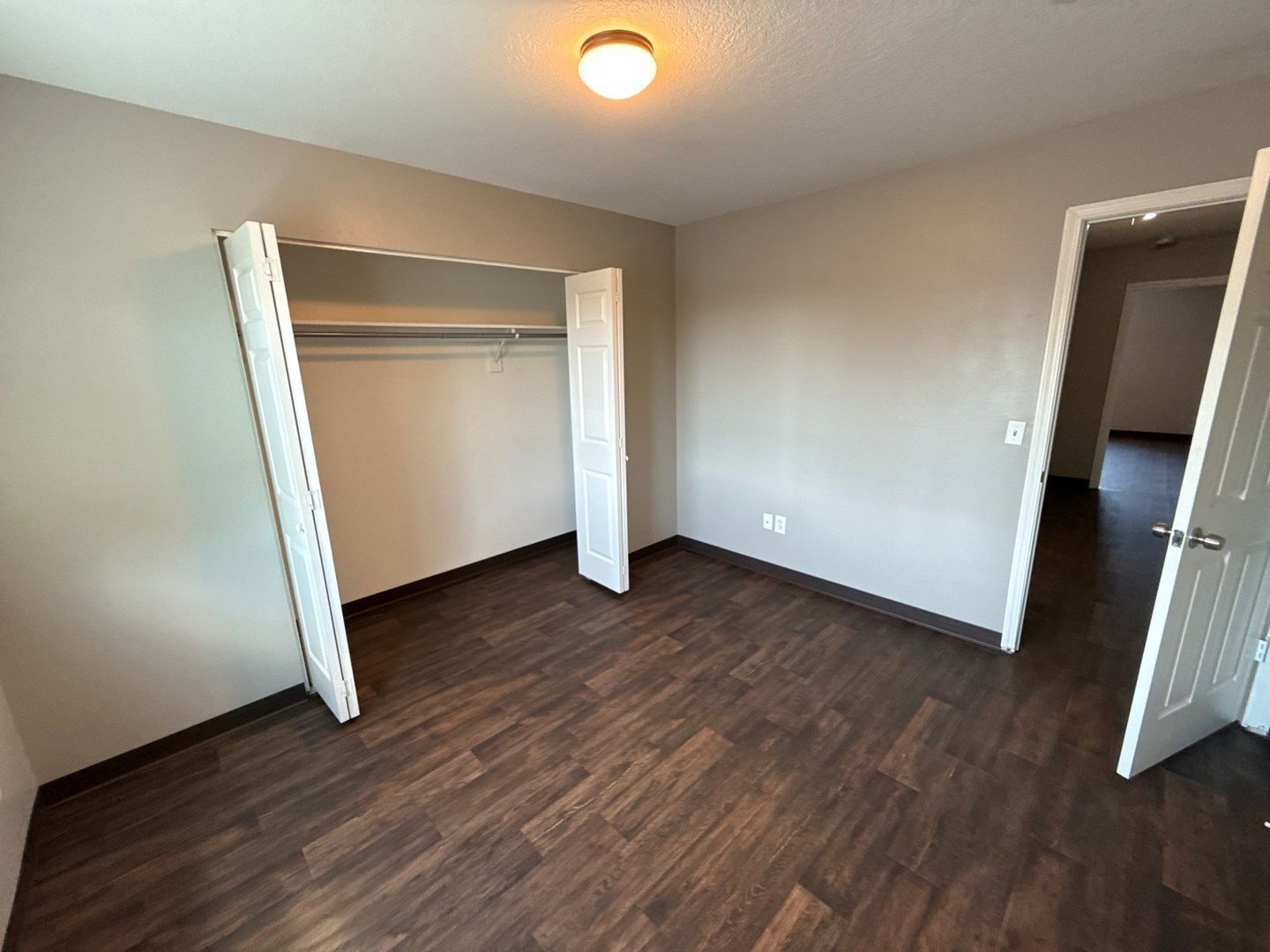 NE Salem, 3 Bed, 1.5 Bath, 2 Story Duplex | AVAILABLE NOW! property image