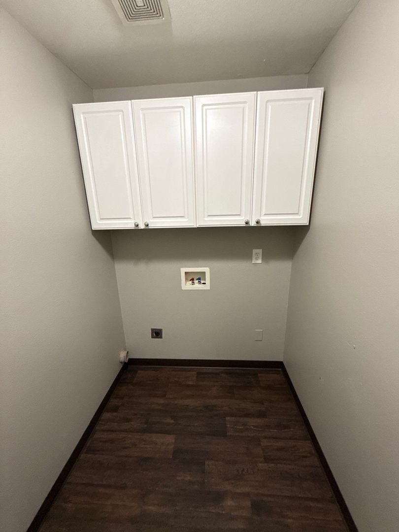 NE Salem, 3 Bed, 1.5 Bath, 2 Story Duplex | AVAILABLE NOW! property image