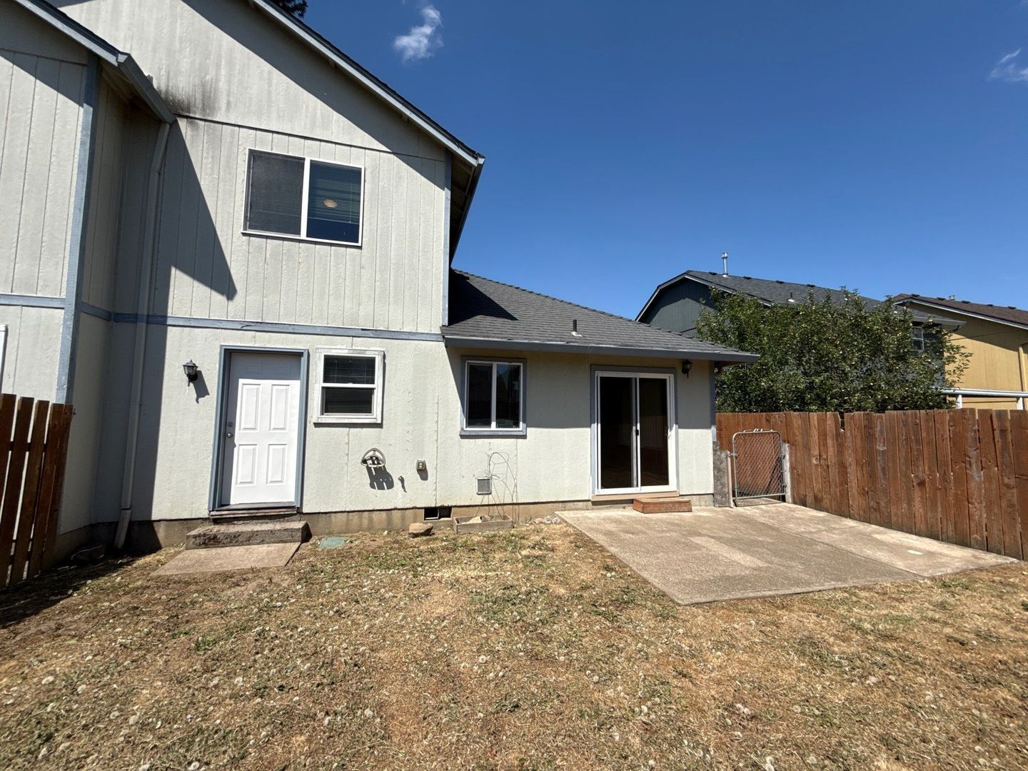 NE Salem, 3 Bed, 1.5 Bath, 2 Story Duplex | AVAILABLE NOW! property image