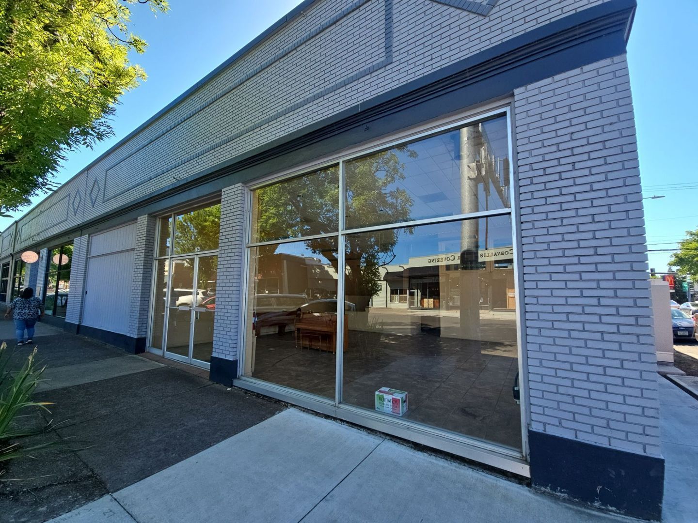 Office/Retail & Warehouse Space for Rent, Lease Terms Negotiable, Call to Schedule a VIEWING, COMING SOON! property image