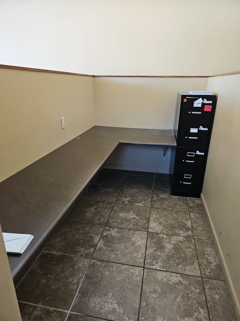 Office/Retail & Warehouse Space for Rent, Lease Terms Negotiable, Call to Schedule a VIEWING, COMING SOON! property image