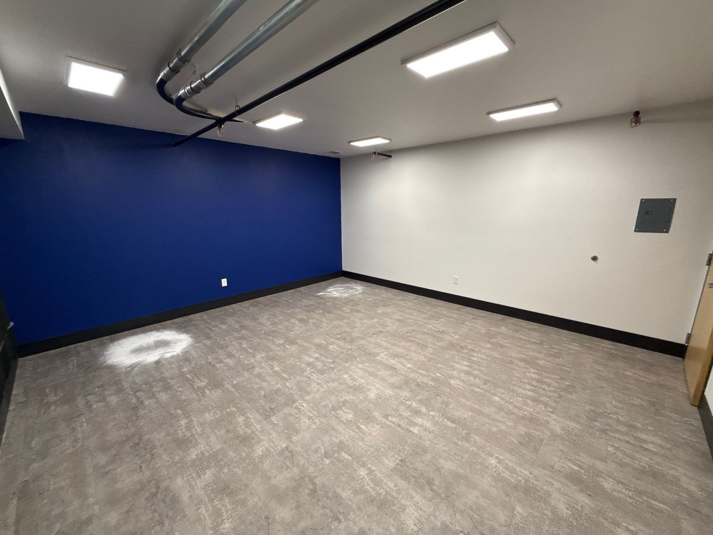 Space for Rent, Basement Unit, Lease Terms Negotiable, Call for MORE DETAILS, AVAILABLE NOW! property image