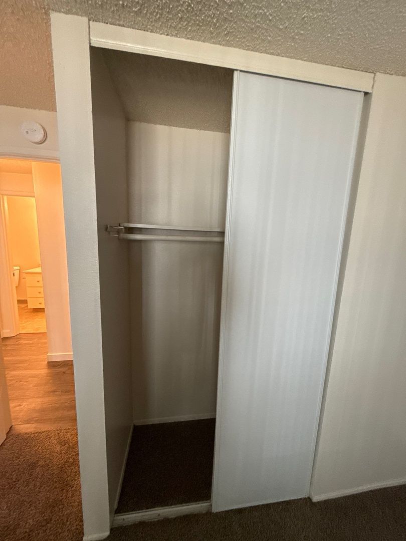 NW Salem, 2 Bed, 1 Bath, Spacious 1st Floor Apartment, Pets are Welcome, AVAILABLE NOW! property image