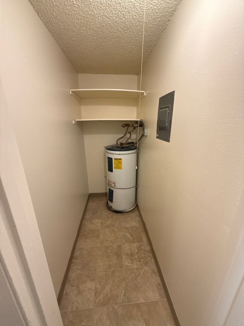 NW Salem, 2 Bed, 1 Bath, Spacious 1st Floor Apartment, Pets are Welcome, AVAILABLE NOW! property image