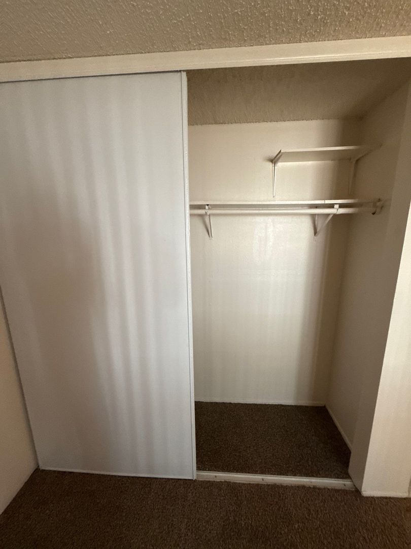 NW Salem, 2 Bed, 1 Bath, Spacious 1st Floor Apartment, Pets are Welcome, AVAILABLE NOW! property image