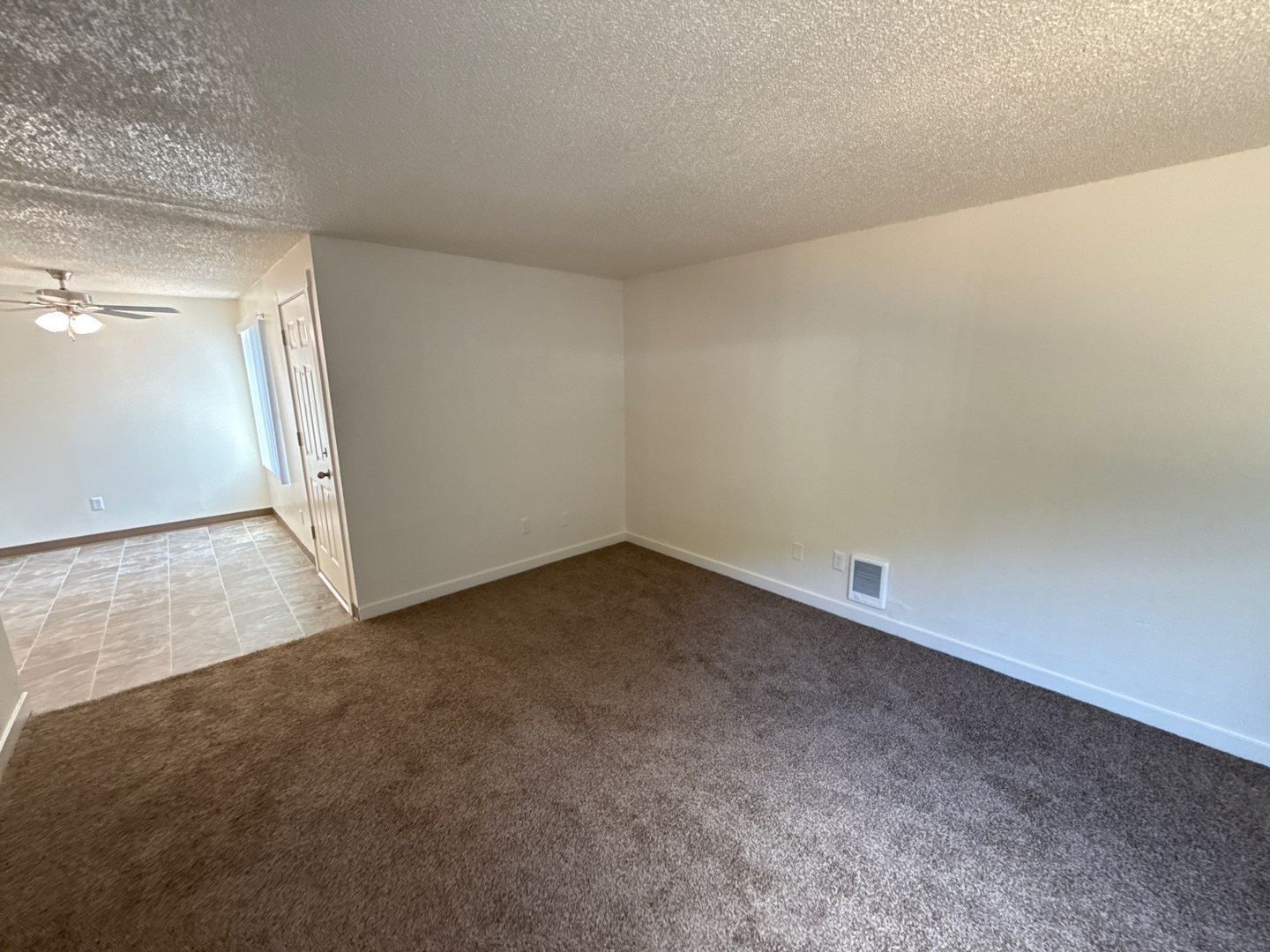 NW Salem, 2 Bed, 1 Bath, Spacious 2nd Floor Apartment, Pets are Welcome, AVAILABLE NOW! property image