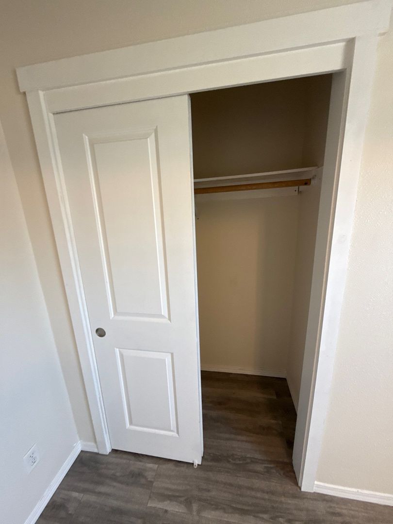 $1,145 First 3 Months NE Salem 2 Bed, 1 Bath Apartment, W/S/G Paid, W&D in Unit, AVAILABLE NOW! property image