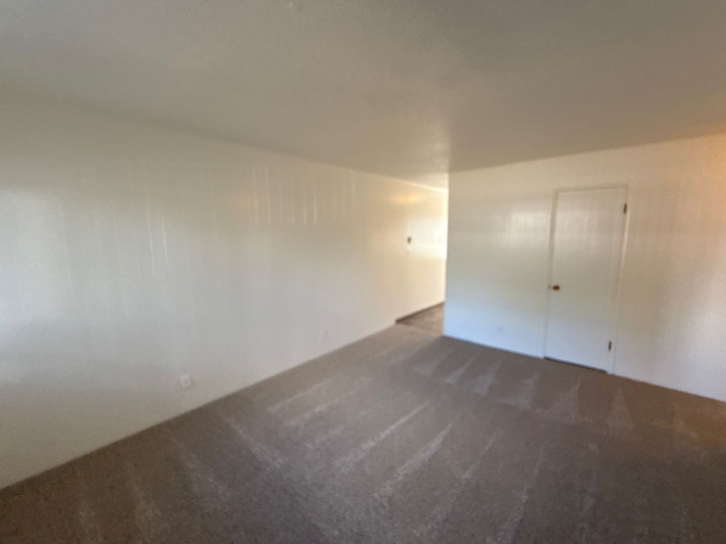 $1,095 First 3 Months, SW Dallas 2 Bed 1 Bath 1st Floor Apartment, W/S/G Paid, AVAILABLE NOW! property image
