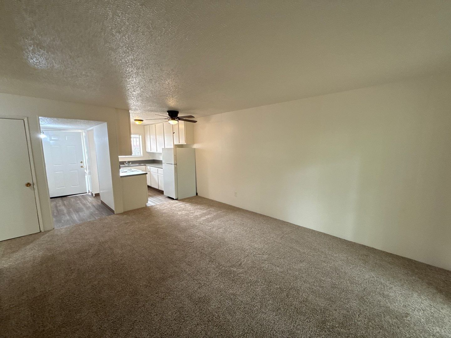 $1,095 First 3 Months, SW Dallas 2 Bed 1 Bath 1st Floor Apartment, W/S/G Paid, AVAILABLE NOW! property image