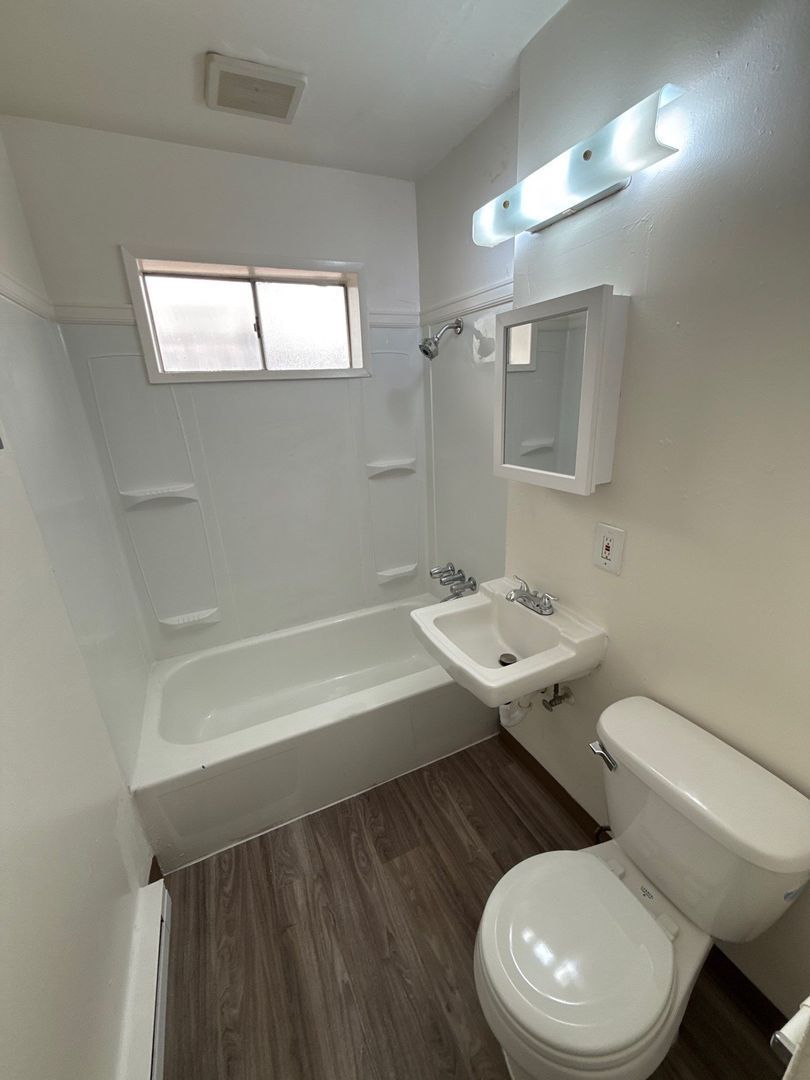 $1,095 First 3 Months, SW Dallas 2 Bed 1 Bath 1st Floor Apartment, W/S/G Paid, AVAILABLE NOW! property image
