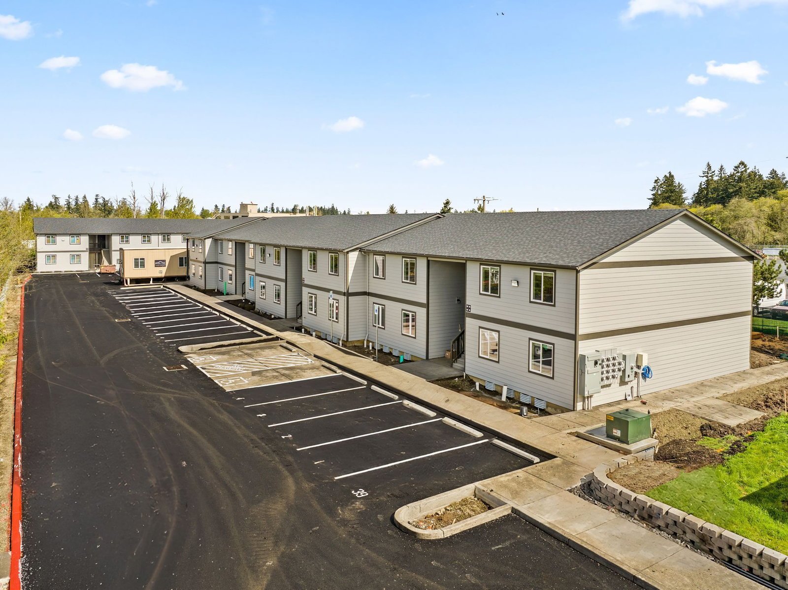 AVAILABLE NOW: ALBANY BRAND NEW COMPLEX | 2nd Floor 2 Bed 1.5 Bath | W/D Included property image