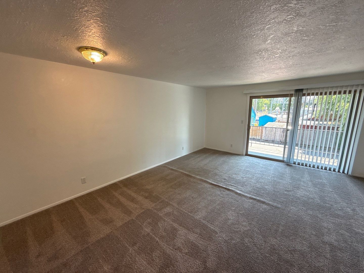 $1,025 First 3 Months, NE Salem 1 Bed, 1 Bath, 2nd Floor Apartment, AVAILABLE NOW! property image