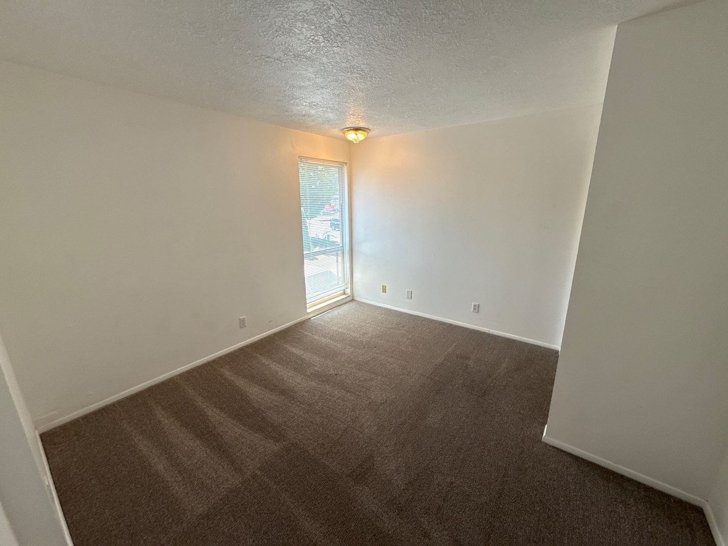 $1,025 First 3 Months, NE Salem 1 Bed, 1 Bath, 2nd Floor Apartment, AVAILABLE NOW! property image