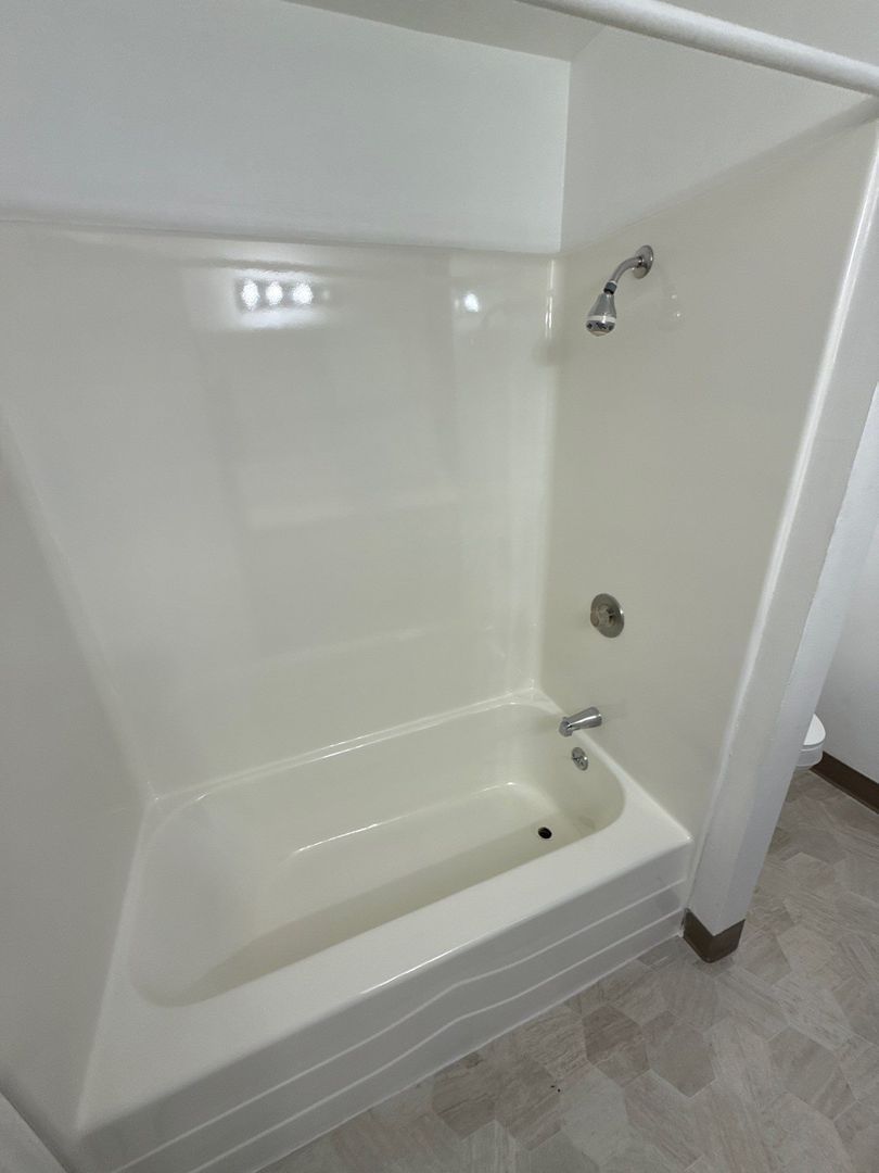 $1,025 First 3 Months, NE Salem 1 Bed, 1 Bath, 2nd Floor Apartment, AVAILABLE NOW! property image