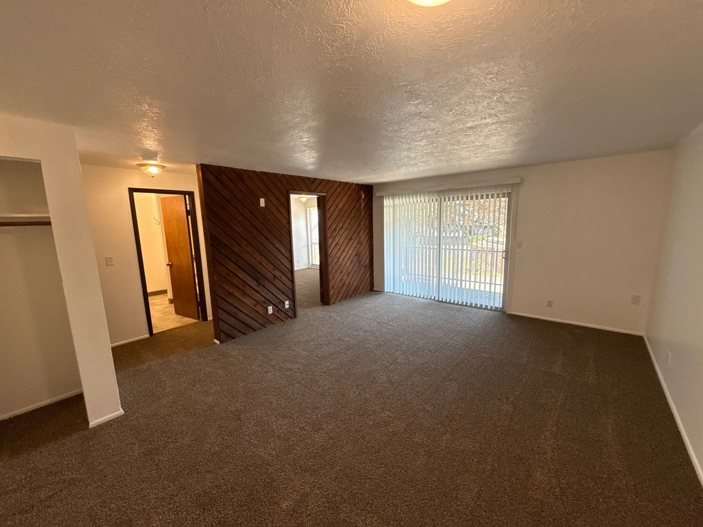 $1,145 First 3 Months, NE Salem 2 Bed, 1 Bath, 2nd Floor Apartment, AVAILABLE NOW! property image