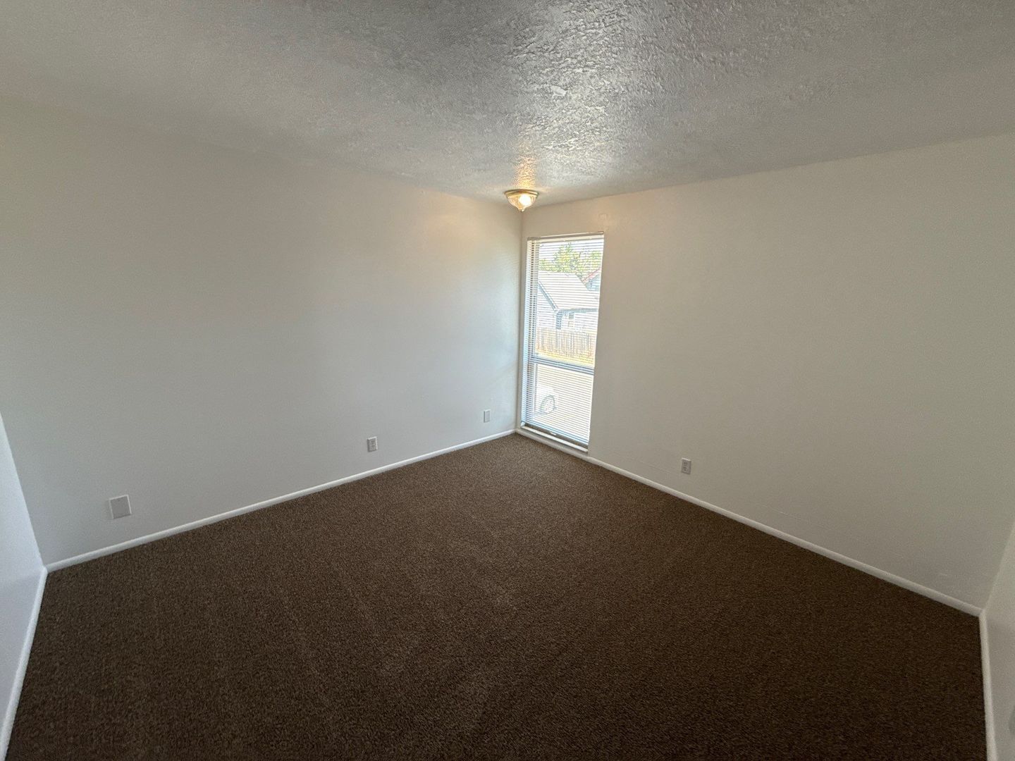 $1,145 First 3 Months, NE Salem 2 Bed, 1 Bath, 2nd Floor Apartment, AVAILABLE NOW! property image