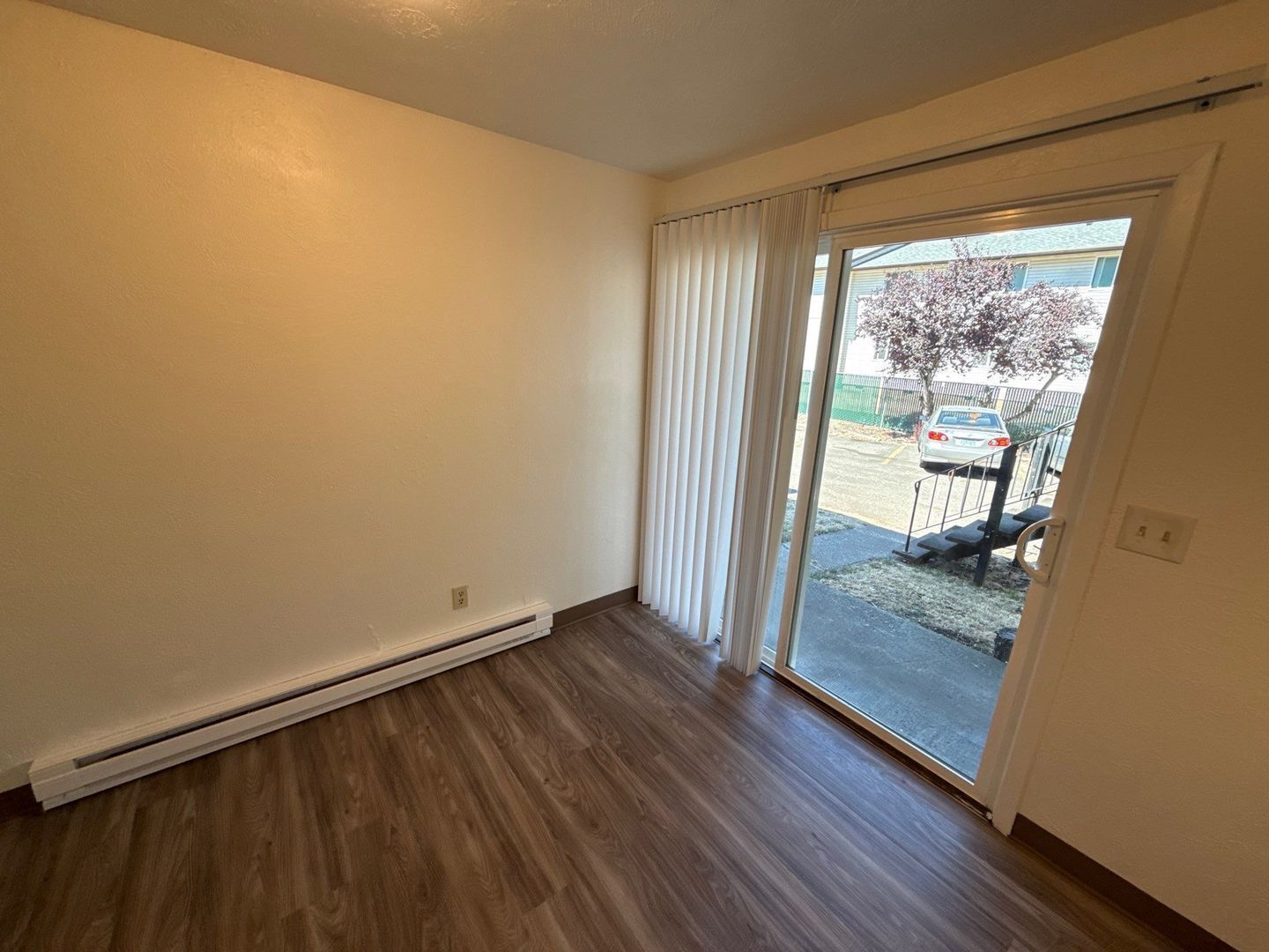 $1,095 First 6 Months, NE Salem, 2 Bed, 1 Bath, 1st Floor Apartment, AVAILABLE NOW! property image