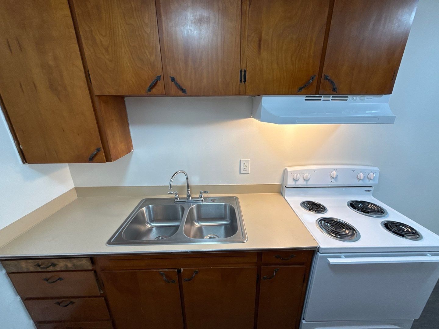 $945 First 3 Months, SE Salem. 1 Bed, 1 Bath, Apartment, Pets Welcome, AVAILABLE NOW! property image
