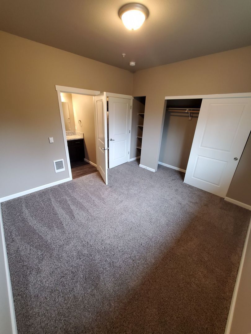 NE Newer Community 3/2, Flat Fee for W/S/G deck and AC!, COMING  SOON! property image